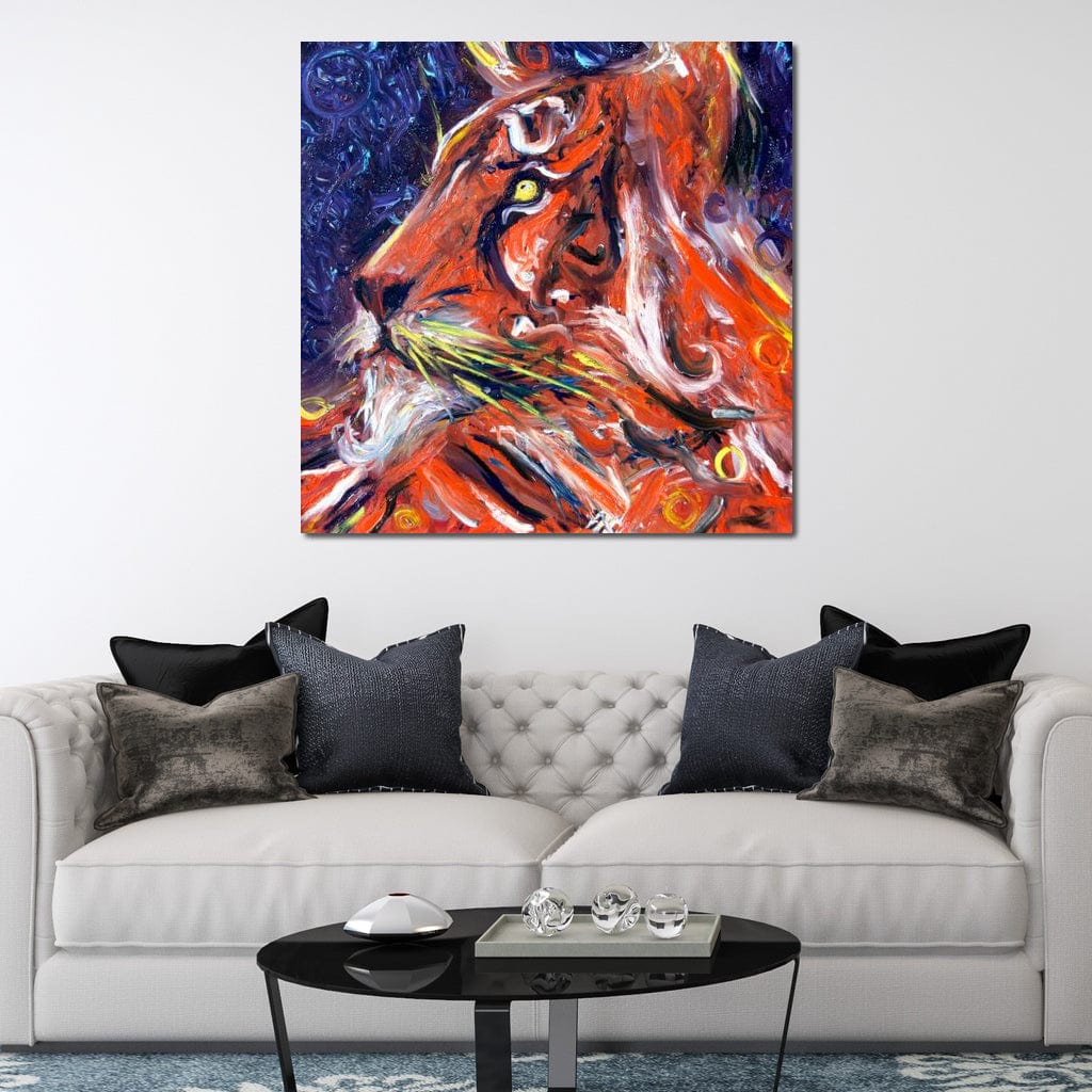 tablou canvas cu un leu pictat in nuante calde de portocaliu si rosu, pe fundal in nuante reci