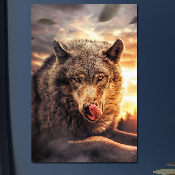 tablou canvas cu un lup in peisaj cu apus de soare