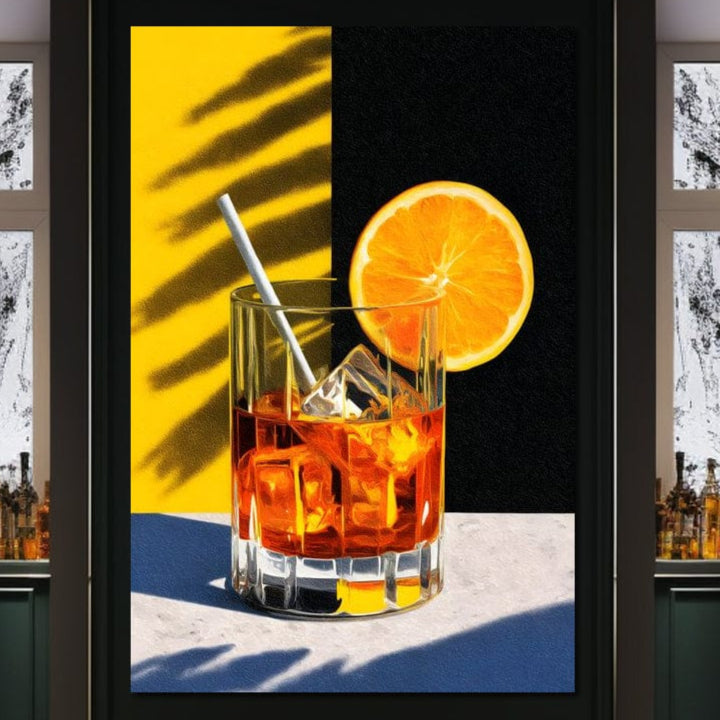 LuxCanva® Tablou Canvas Premium (N1075) prezintă "Cocktailul Soarelui" - un pahar de cocktail portocaliu cu gheață și o felie de portocală, pe un fundal galben-negru - ideal pentru iubitorii de printuri canvas de calitate.