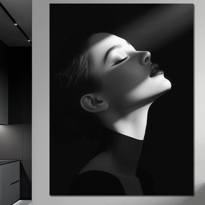 Tablou Canvas Premium, LuxCanva® G1195, Lumina Divina, Respiratie, Raza, Tacere, Femeie, Contemplare, Alb, Negru, Atemporal, Gratie, Light, Dorinta, Divin, Birou, Living, Dormitor