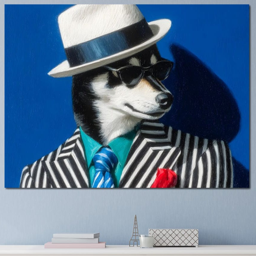 tablou canvas cu un caine husky imbracat in costum cu dungi alb si negru, cu cravata albastra, palarie alba si ochelari de soare negri, pe fundal albastru