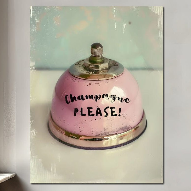 tablou canvas cu un clopotel roz pentru sampanie, decorat cu auriu, pe fundal vintage simplu