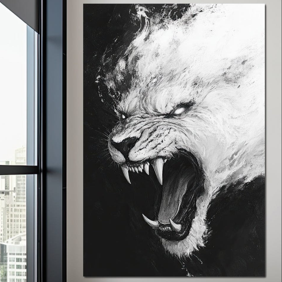 tablou canvas cu un tigru strigoi, redat in nuante de alb si negru, pe fundal intunecat