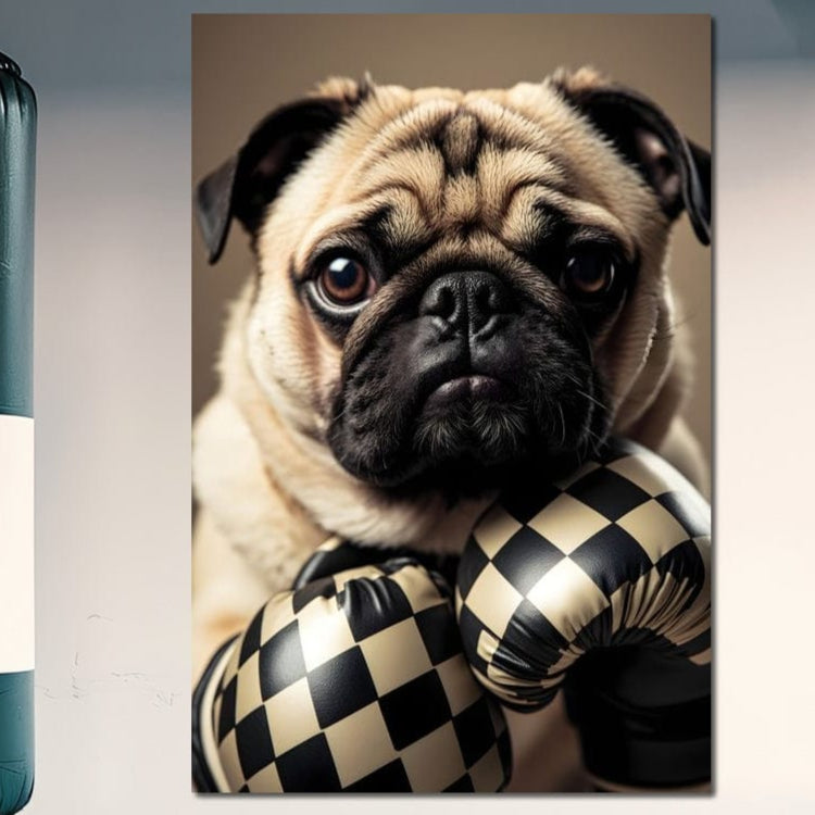 tablou canvas cu un caine pug purtand manusi de box in carouri alb si negru