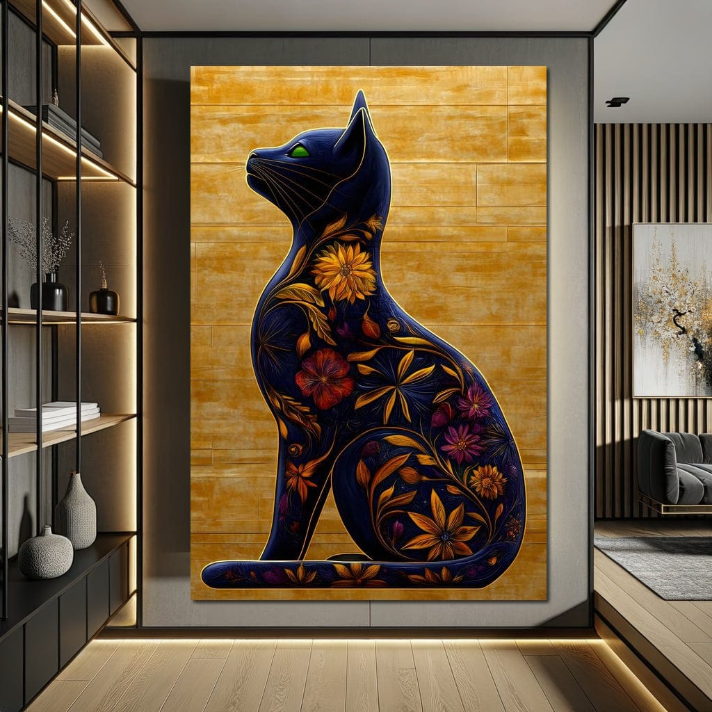 tablou canvas cu o pisica albastra, decorata cu flori in nuante aurii si violet, pe fundal texturat de lemn