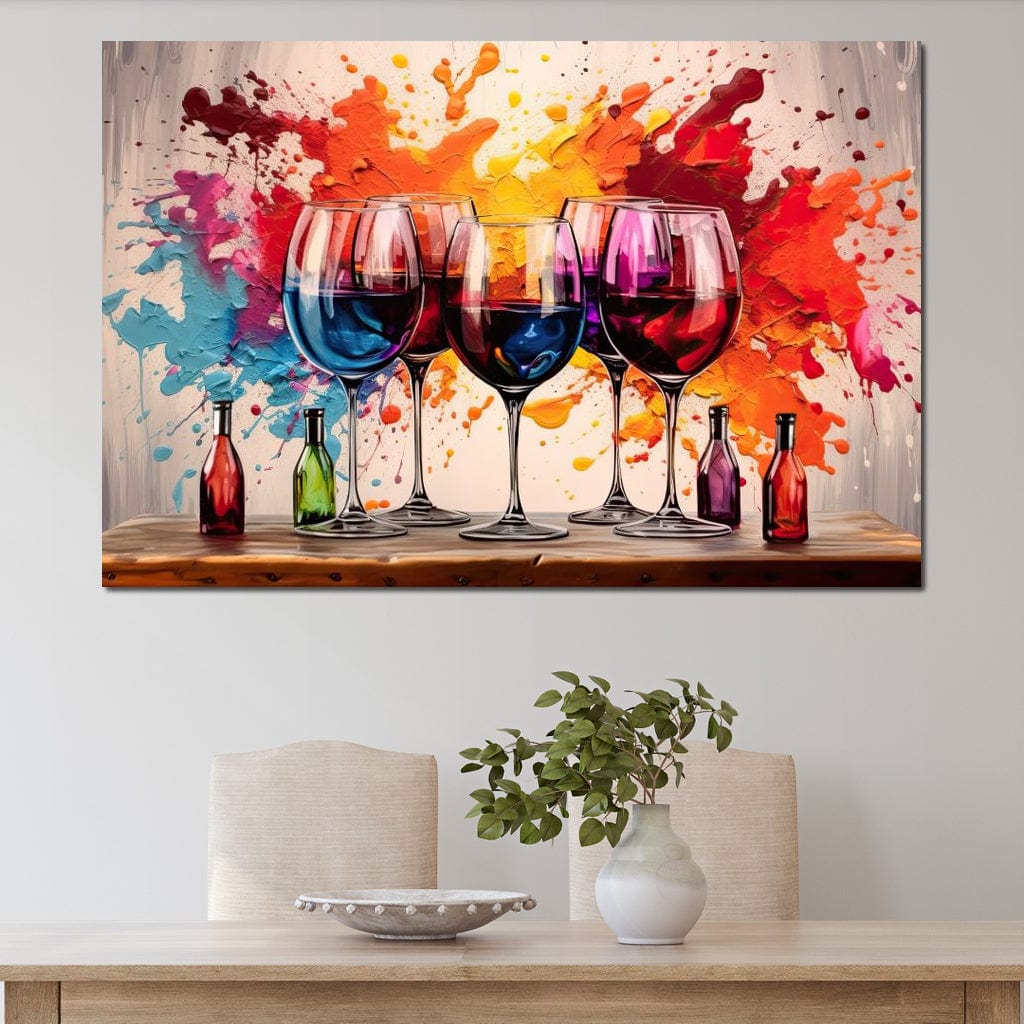 tabliu canvas cu pahare cu bauturi colorate pe o masa de lemn, pe fundal abstract stropit cu pete de culoare