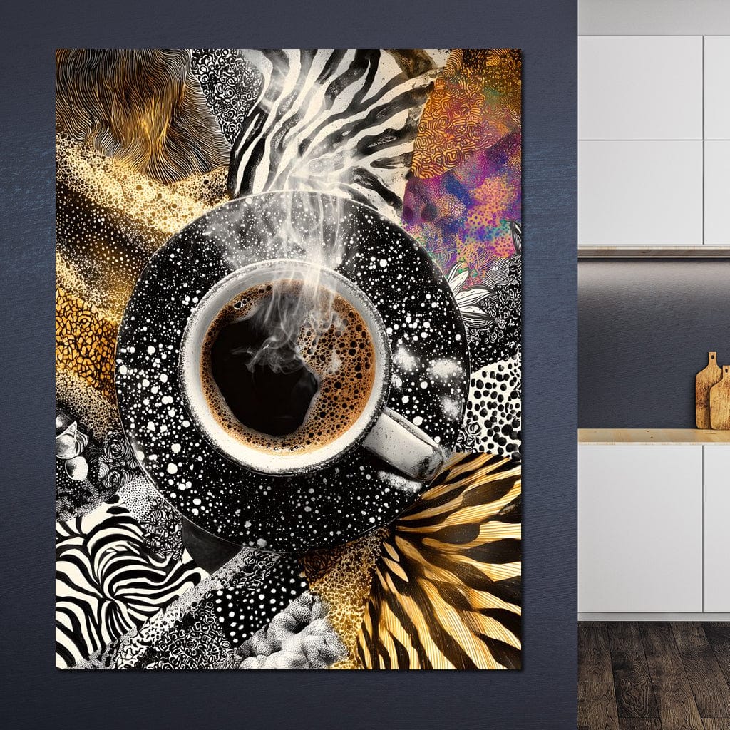 tablou canvas cu o cafea espresso fierbinte, cu aburi, pe fundal cu diverse forme de animal print