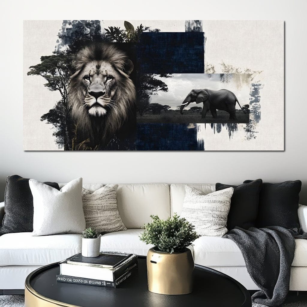 tablou canvas cu un leu, in tonuri monocrome si un elefant african pe fundal, intr-un peisaj sabatic abstract