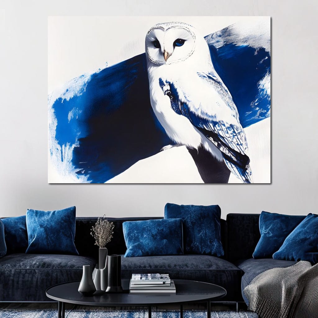 tablou canvas cu o bufnita alba eleganta, conturata pe fundal abstract in nuante de albastru stil cerneala