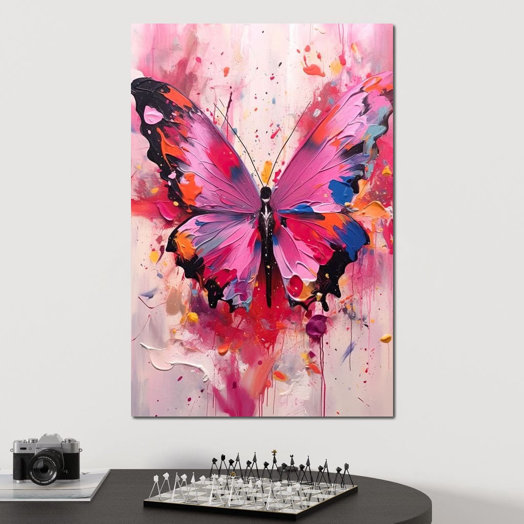 tablou canvas cu un fluture mare si roz, pe fundal abstract stil pictura in stropi de culoare