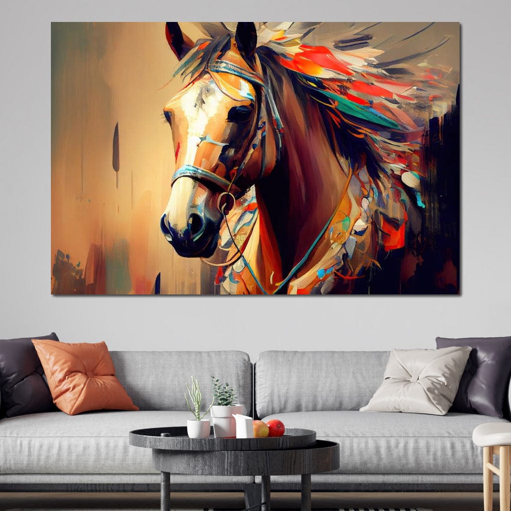 tablou canvas cu portretul unui cal, cu coama decorata cu ornamente colorate, pe fundal abstract pictat in nuante calde