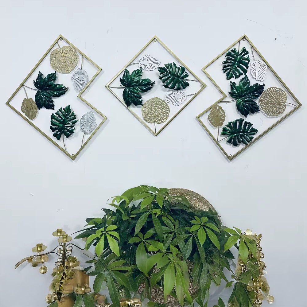 Set 3 Decoratiuni Metalice de Perete LuxCanva® GreenEssence A2307, din Metal, Orizontala, Auriu, Verde, Dimensiune Totala 170 x 71 x 3 cm