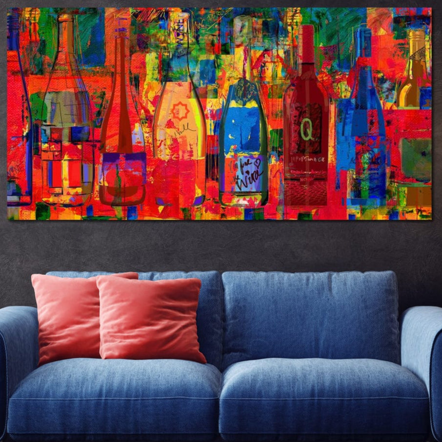 tablou canvas cu sticle de bautura, pictate in stil graffiti in culori multiple, intr-un cadru urban