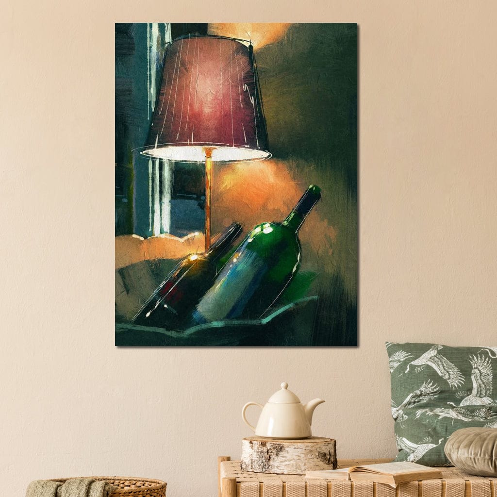 tablou canvas cu doua sticle de vin intr-o camera intunecata, la lumina calda a unei lampi