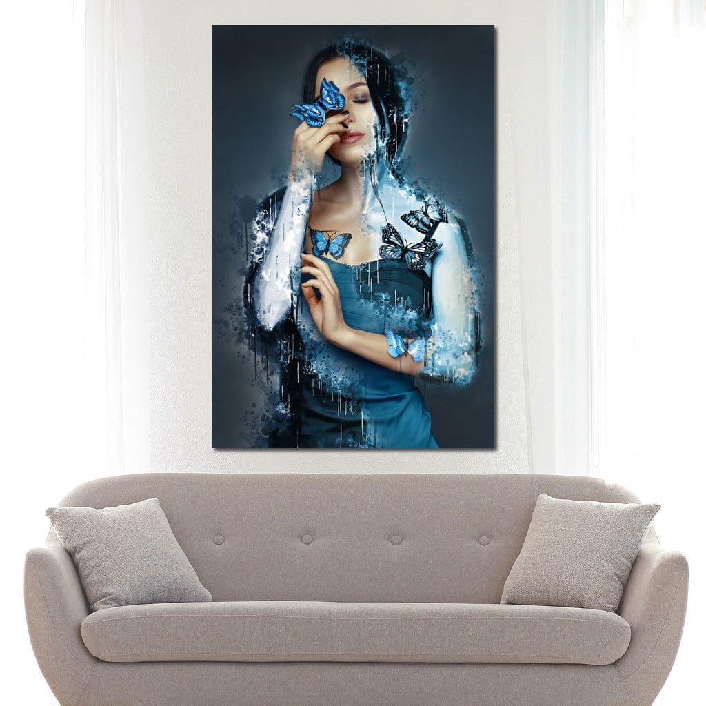 tablou canvas cu o femeie inconjurata de fluturi albastri, intr-o compozitie artistica in nuante reci