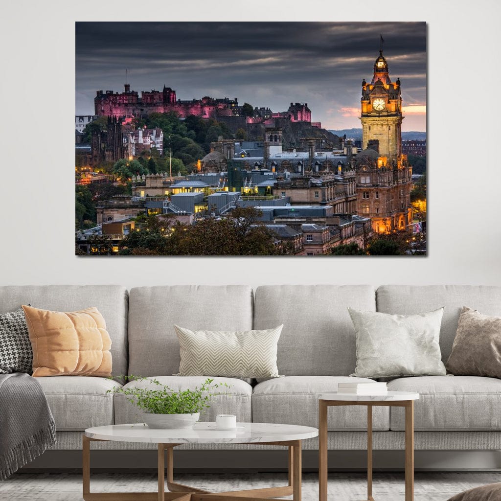 Tablou Canvas Premium, LuxCanva® O1035, Castelul din Edinburgh, Europa, Poveste, Oras, Amurg, Cetate, Legenda, Ceas, Timpuri, Ziduri, Deal, Piatra, Coroana, Scotia, Birou, Living, Dormitor