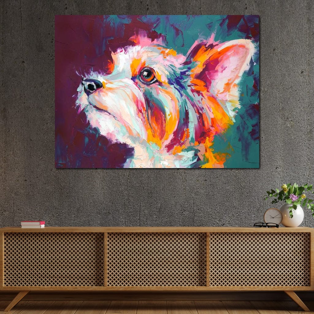 tablou canvas cu un portret de catel redat in culori din pensula, pe fundal abstract vibrant si modern