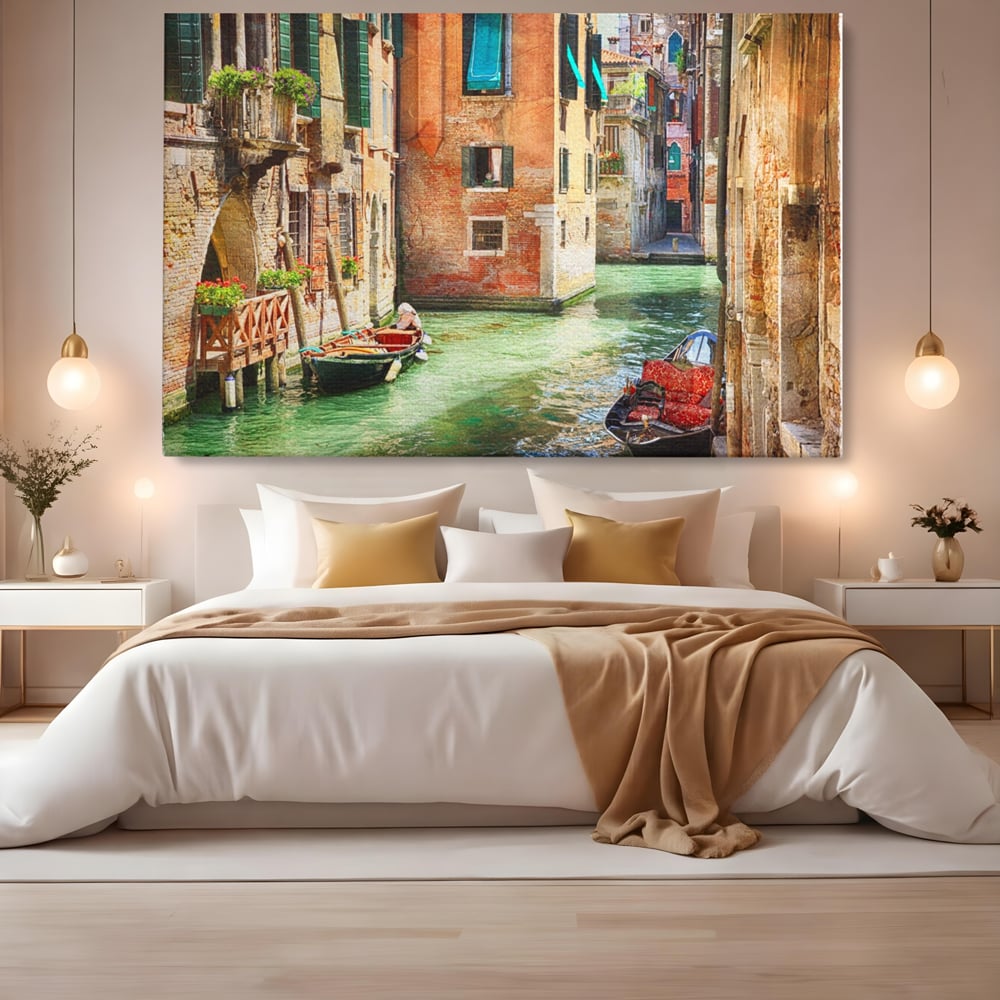 Tablou Canvas Premium LuxCanva® A1106, Prin Venetia , Gondola, Barca, Plimbare, Case, Culori Vibrante