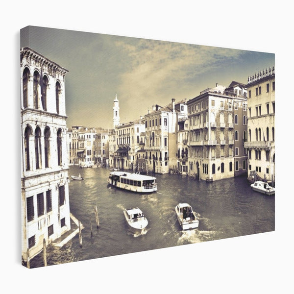 Tablou Canvas Premium LuxCanva® A1260, Venetia Alb-Negru ,Orasul Iubirii, Barci, Arhitectura, Culori Vibrante