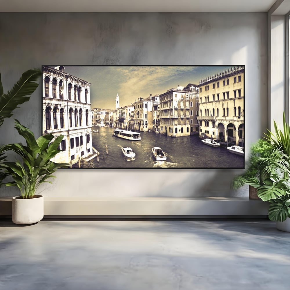 Tablou Canvas Premium LuxCanva® A1260, Venetia Alb-Negru ,Orasul Iubirii, Barci, Arhitectura, Culori Vibrante