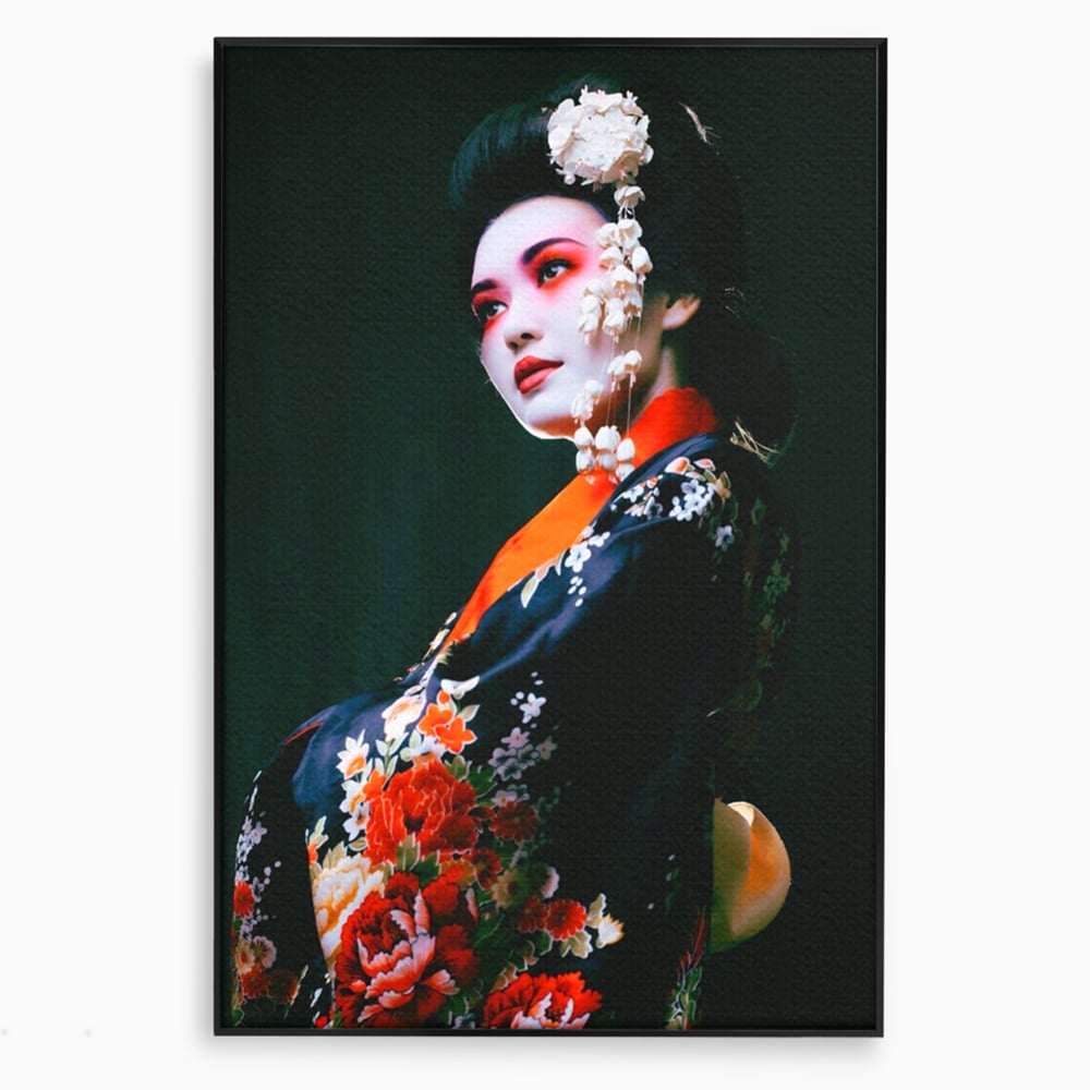 Tablou Canvas Premium LuxCanva® A1266, Geisha, Artista, Dansatoare, Fumusete Japoneza, Dormitor, Culori Vibrante