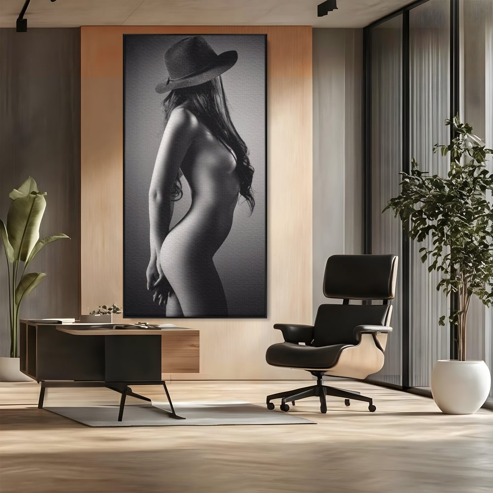 Tablou Canvas Premium LuxCanva® A1324, Sexy Girl , Living, Nude, Palarie, Senzual, Femeie, Dresing, Culori Vibrante