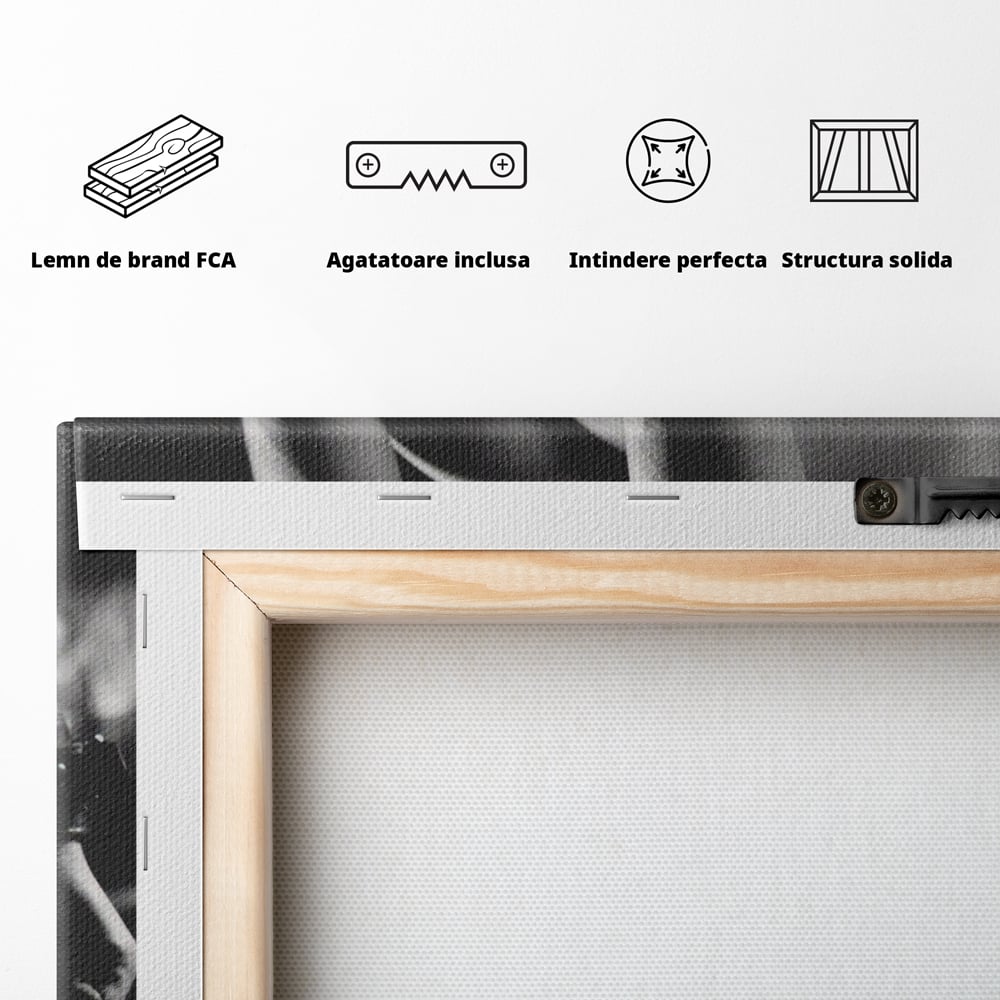 Leinwand Premium Canvas Wandkunst LuxCanva® A1329, Erotische Kunst , Lebendig, Sexy, Nackt, Handschellen, Sexy Körper, Studio, Kräftige Farben