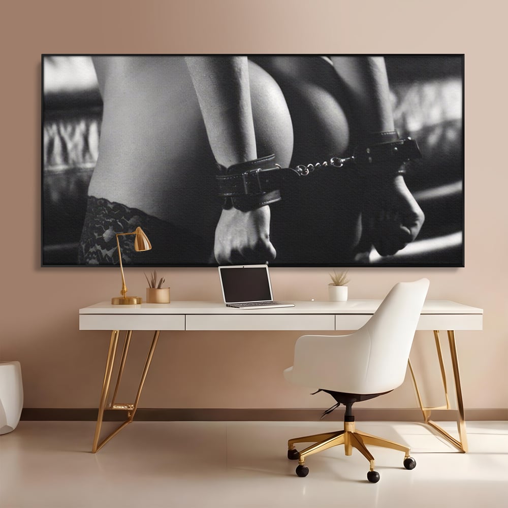Leinwand Premium Canvas Wandkunst LuxCanva® A1329, Erotische Kunst , Lebendig, Sexy, Nackt, Handschellen, Sexy Körper, Studio, Kräftige Farben