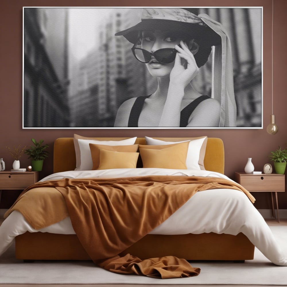 Tablou Canvas Premium LuxCanva® A1356, Beautiful Girl , Frumusete, Oras, Palarie, Ochelari, Living, Alb-Negru