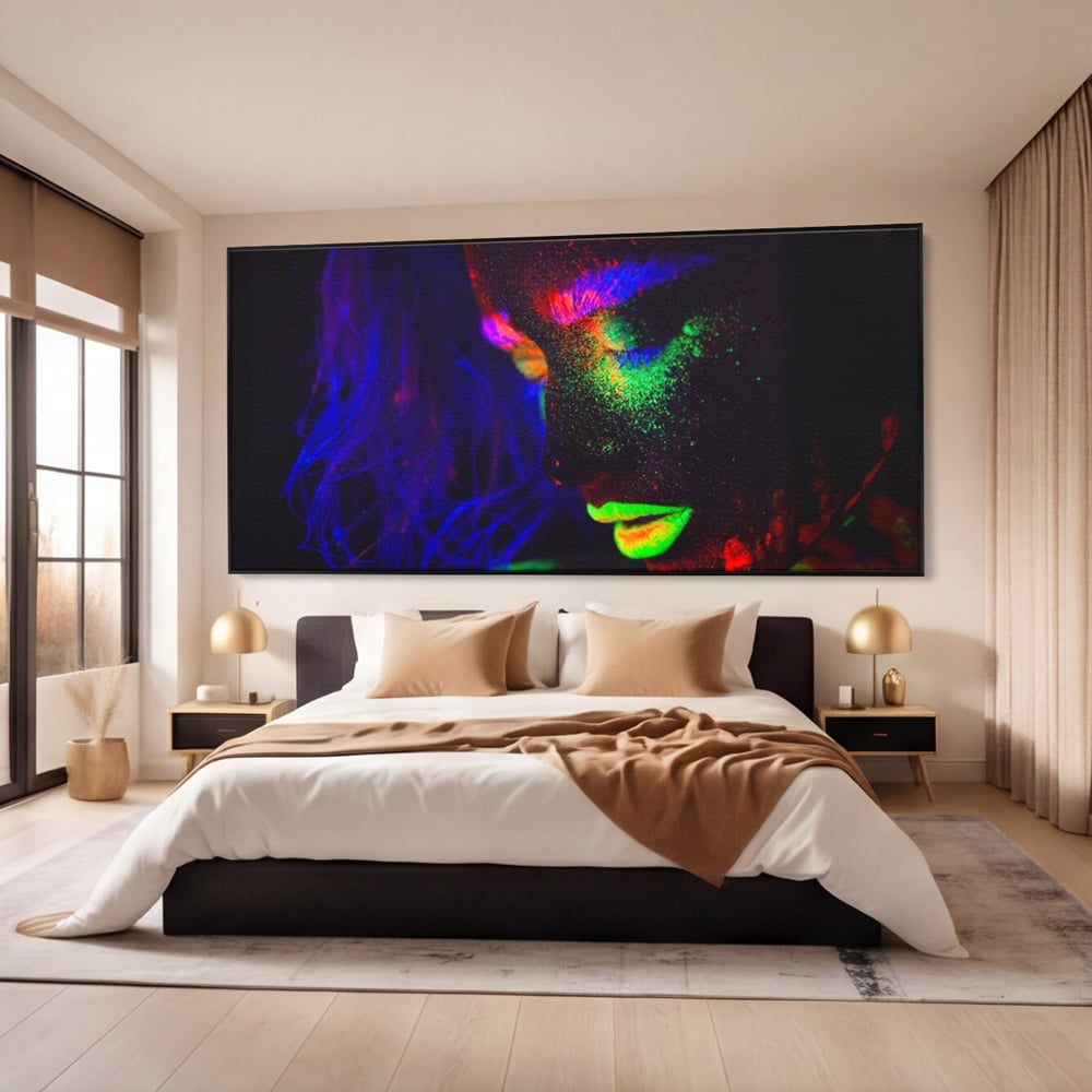 Leinwand Premium Canvas Wandkunst LuxCanva® A1357, Buntes Mädchen, Hübsch, Neon, Glitter, Phosphoreszierend, Lebendige Farben