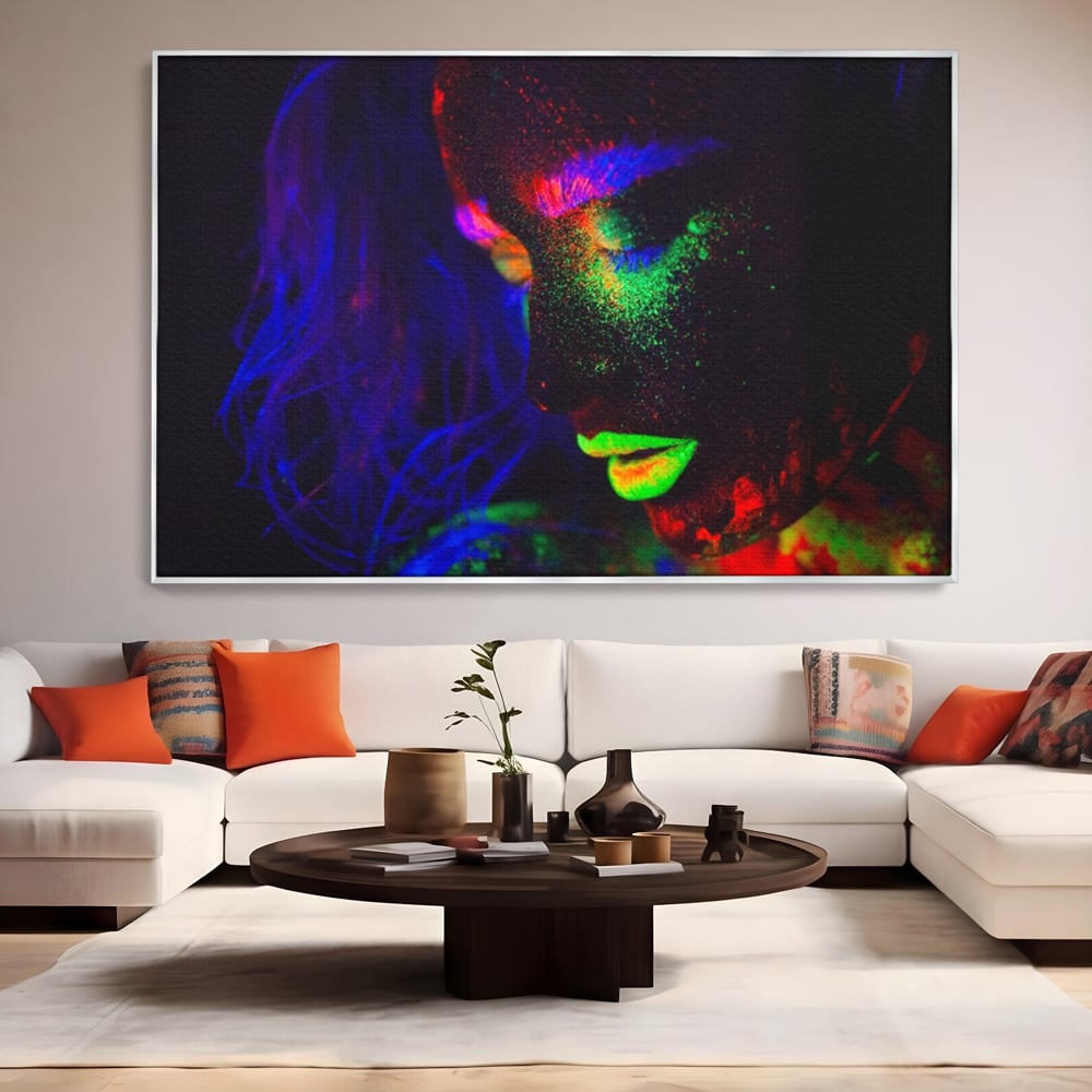Leinwand Premium Canvas Wandkunst LuxCanva® A1357, Buntes Mädchen, Hübsch, Neon, Glitter, Phosphoreszierend, Lebendige Farben