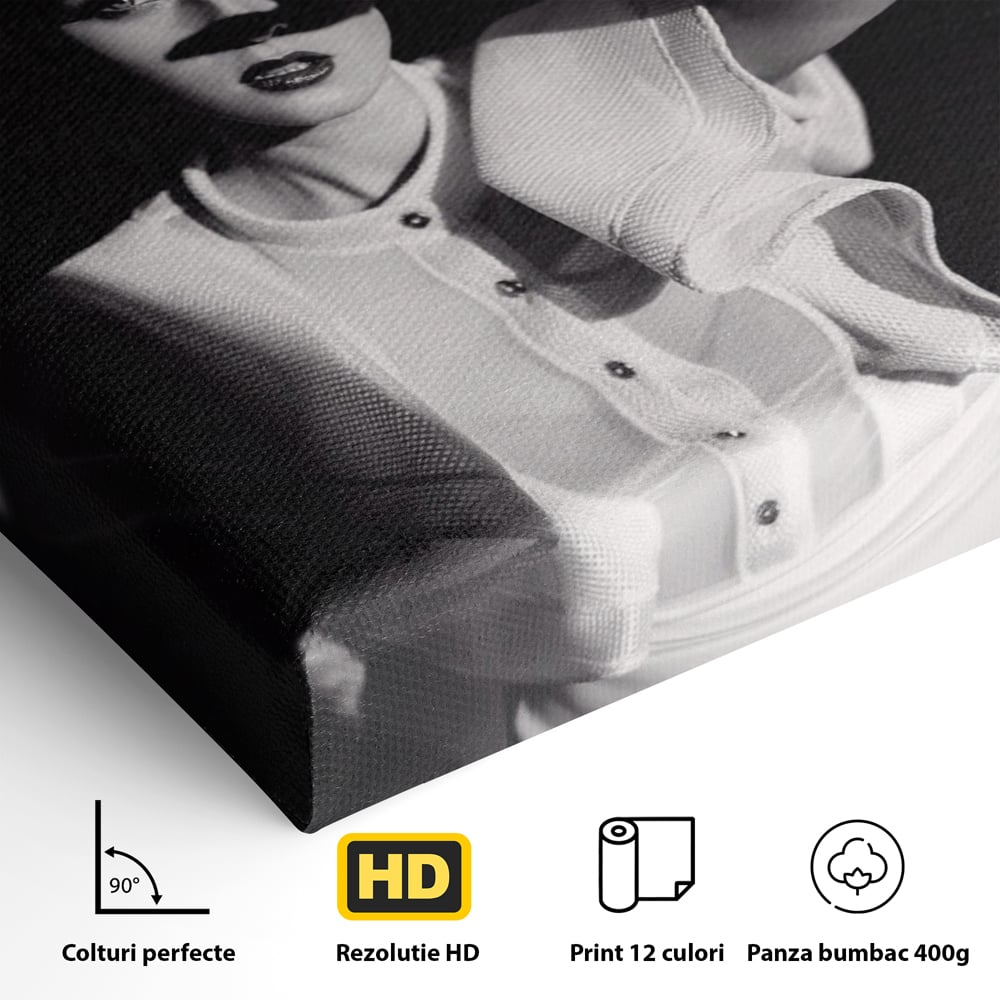 Tablou Canvas Premium LuxCanva® A1358, Elegant Lady , Frumusete, Dormitor, Femeie, Living, Alb-Negru