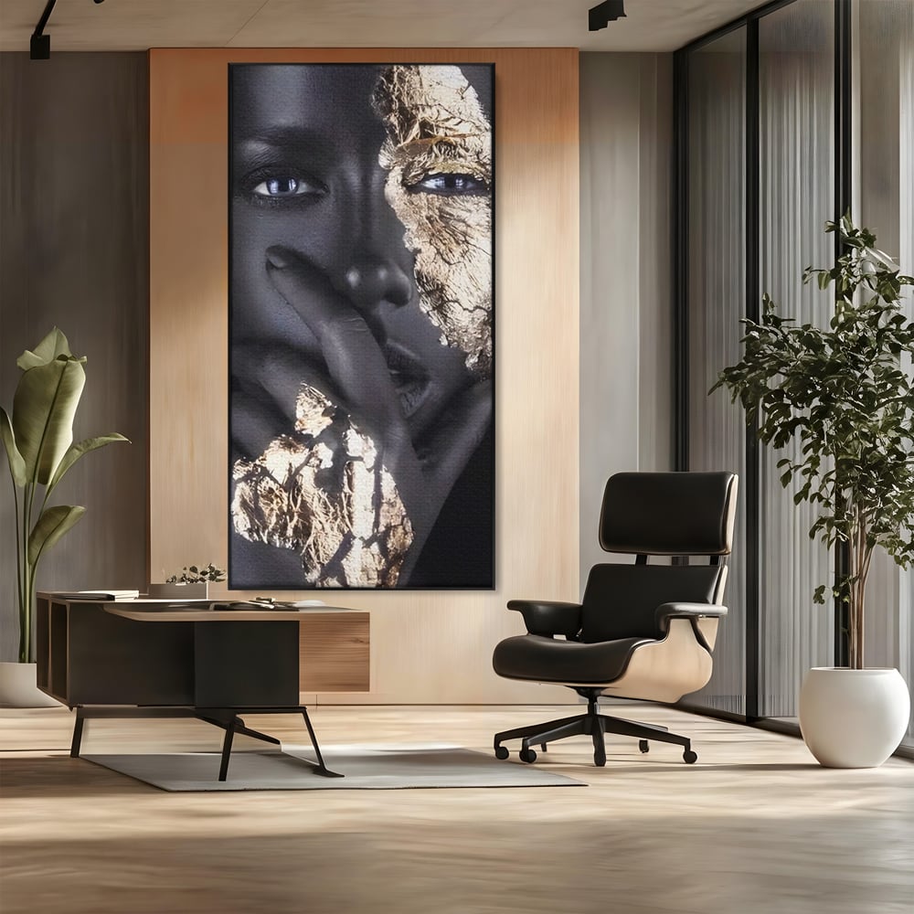 Tablou Canvas Premium LuxCanva® A1453, Stare Aurie , Decorativ, Living, Frumusete, Femeie Cu Ochi Albastri, Mister, Living, Culori Vibrante
