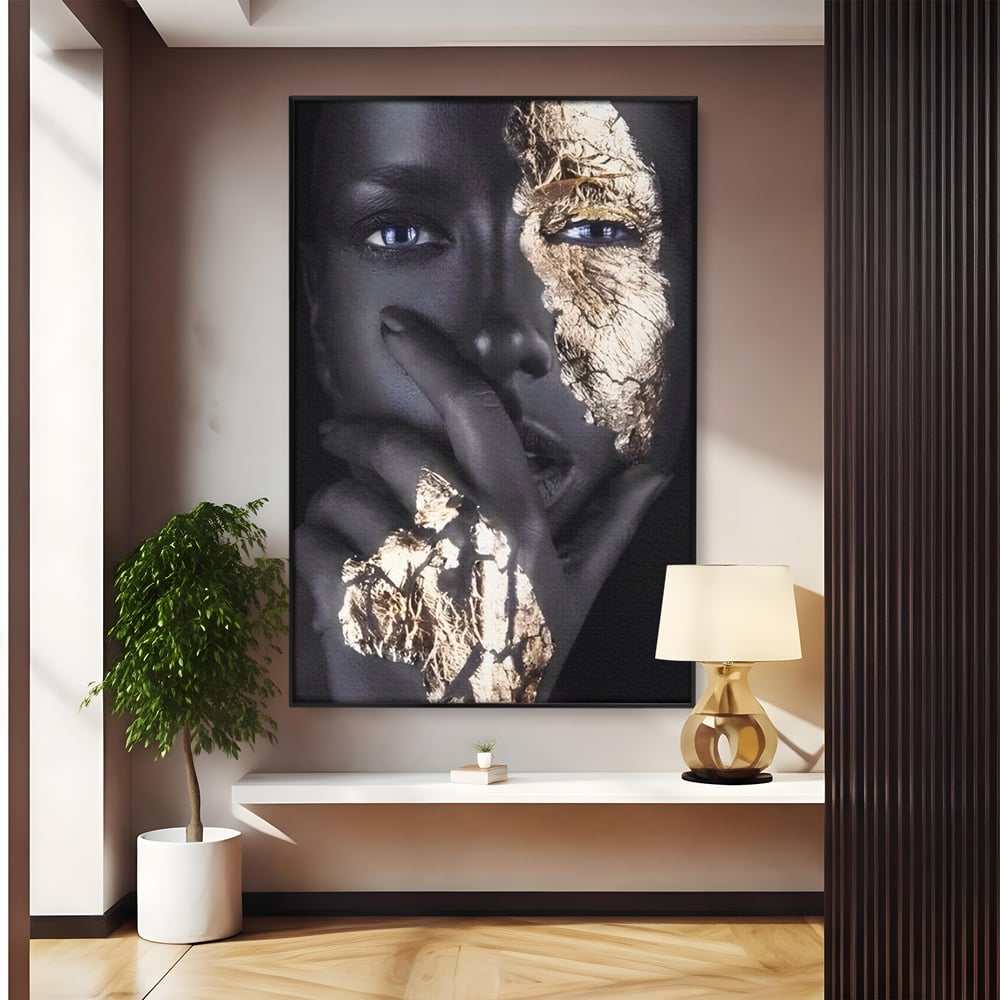 Tablou Canvas Premium LuxCanva® A1453, Stare Aurie , Decorativ, Living, Frumusete, Femeie Cu Ochi Albastri, Mister, Living, Culori Vibrante