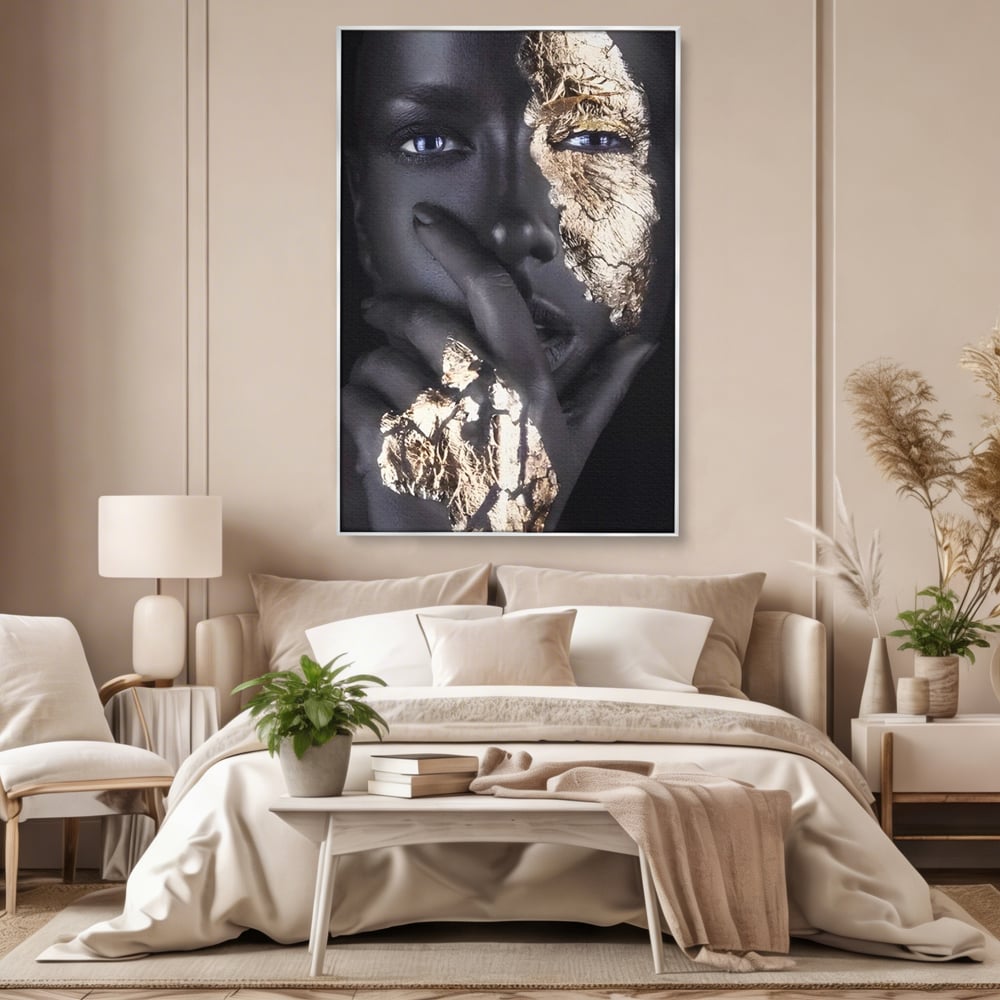 Tablou Canvas Premium LuxCanva® A1453, Stare Aurie , Decorativ, Living, Frumusete, Femeie Cu Ochi Albastri, Mister, Living, Culori Vibrante