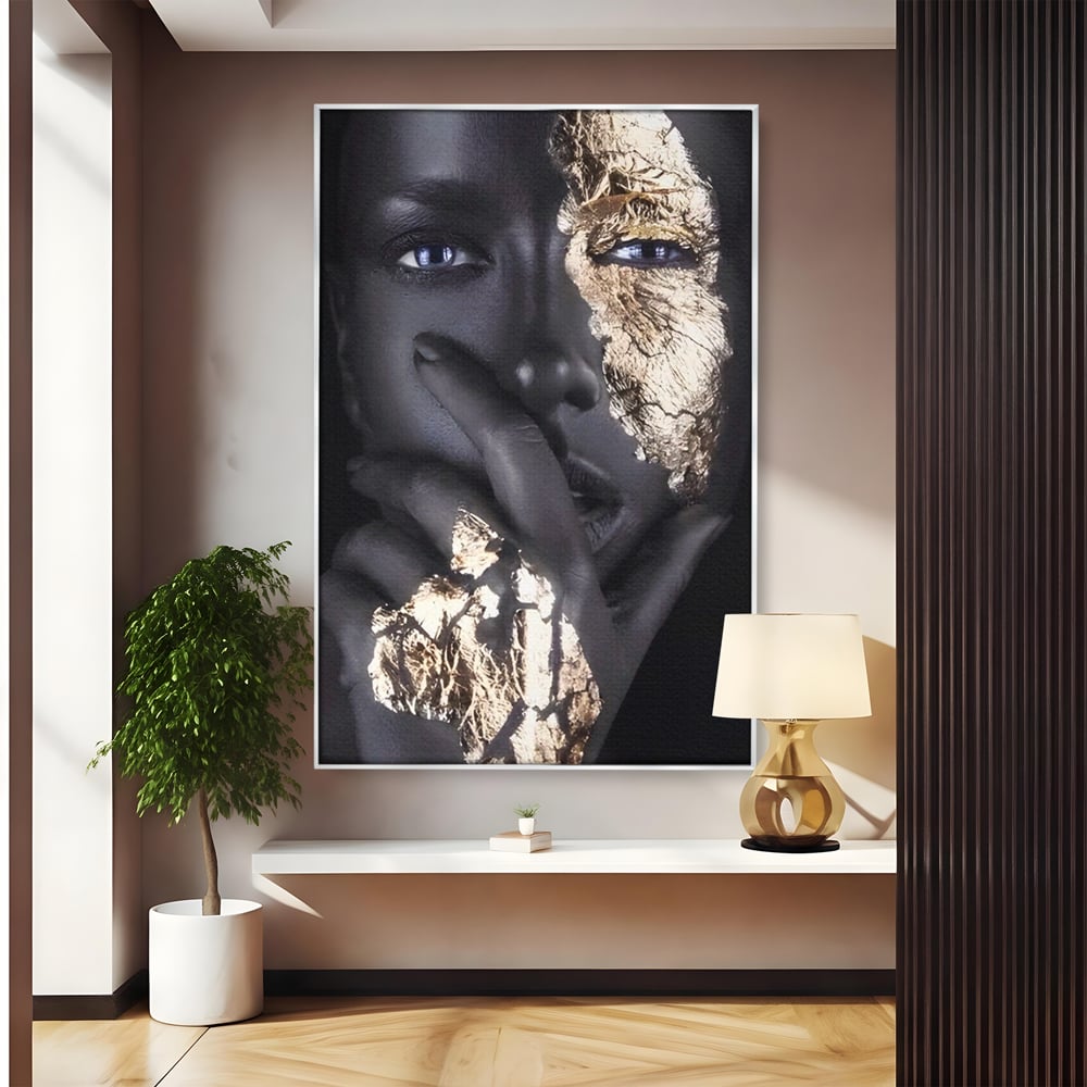 Tablou Canvas Premium LuxCanva® A1453, Stare Aurie , Decorativ, Living, Frumusete, Femeie Cu Ochi Albastri, Mister, Living, Culori Vibrante
