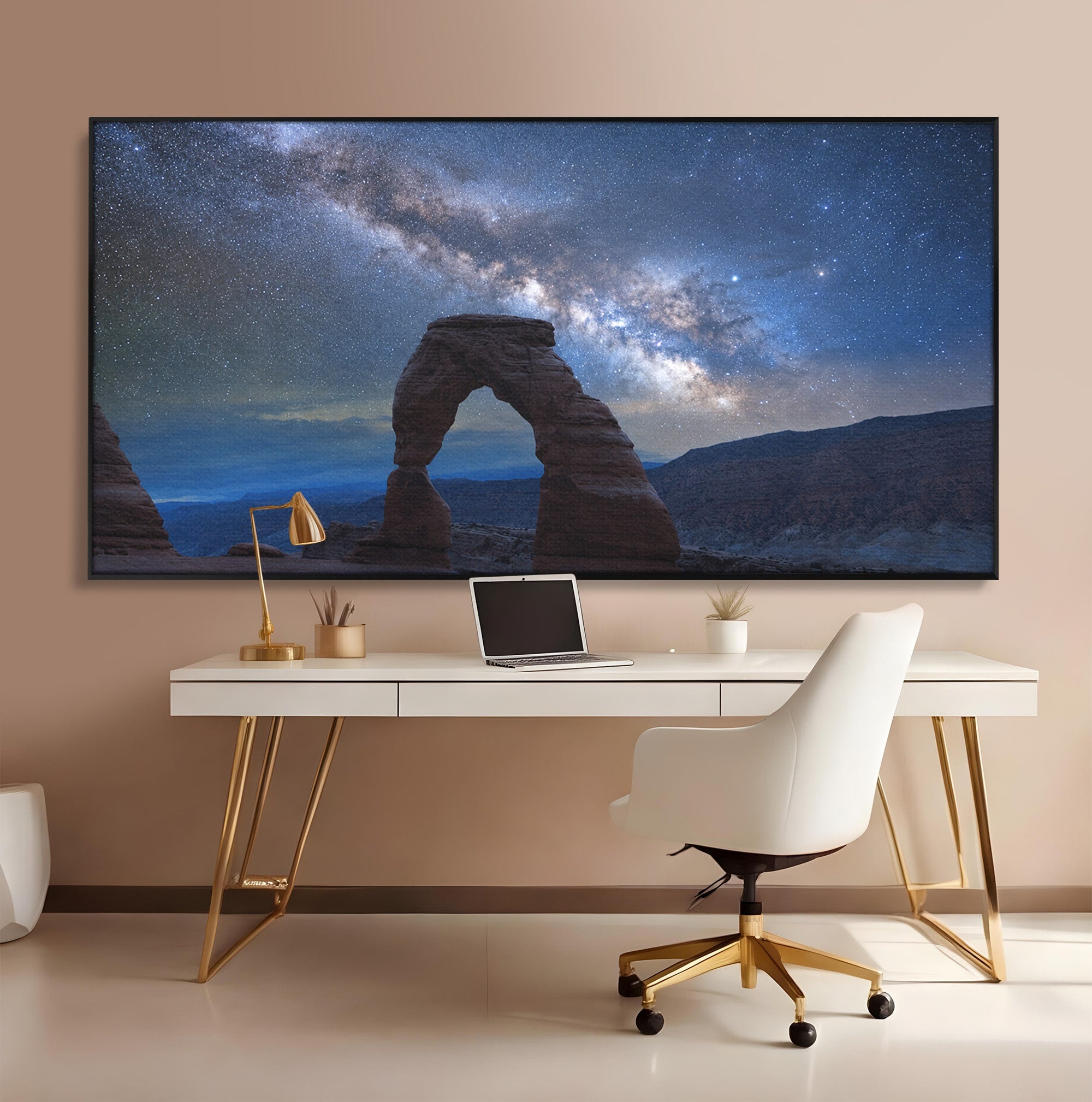 Tablou Canvas Premium LuxCanva® A1757, Arcul Sub Calea Lactee, Arcul, Calea Lactee, Peisaj, Noapte, Living, Dormitor, Culori Vibrante