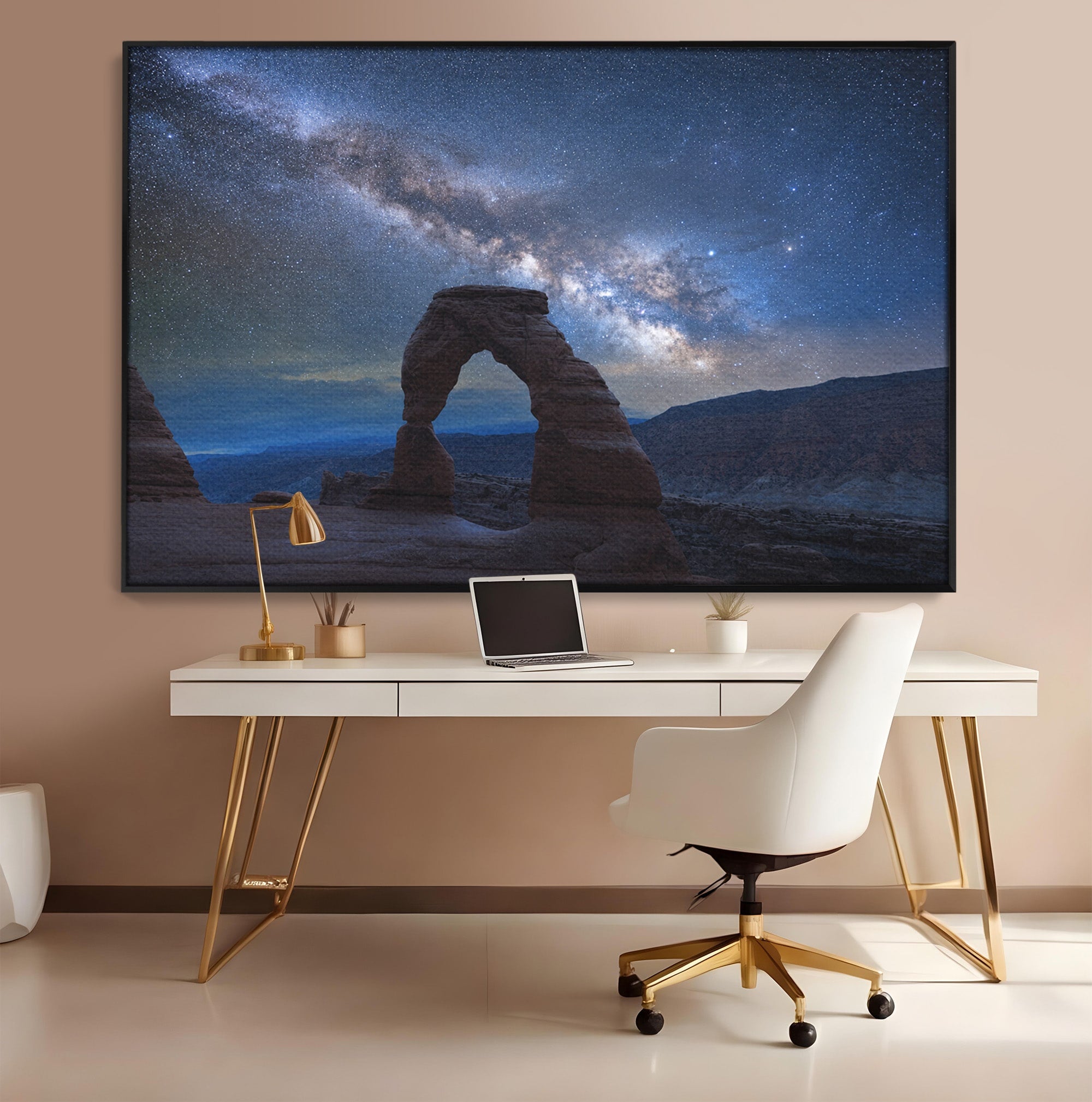 Tablou Canvas Premium LuxCanva® A1757, Arcul Sub Calea Lactee, Arcul, Calea Lactee, Peisaj, Noapte, Living, Dormitor, Culori Vibrante