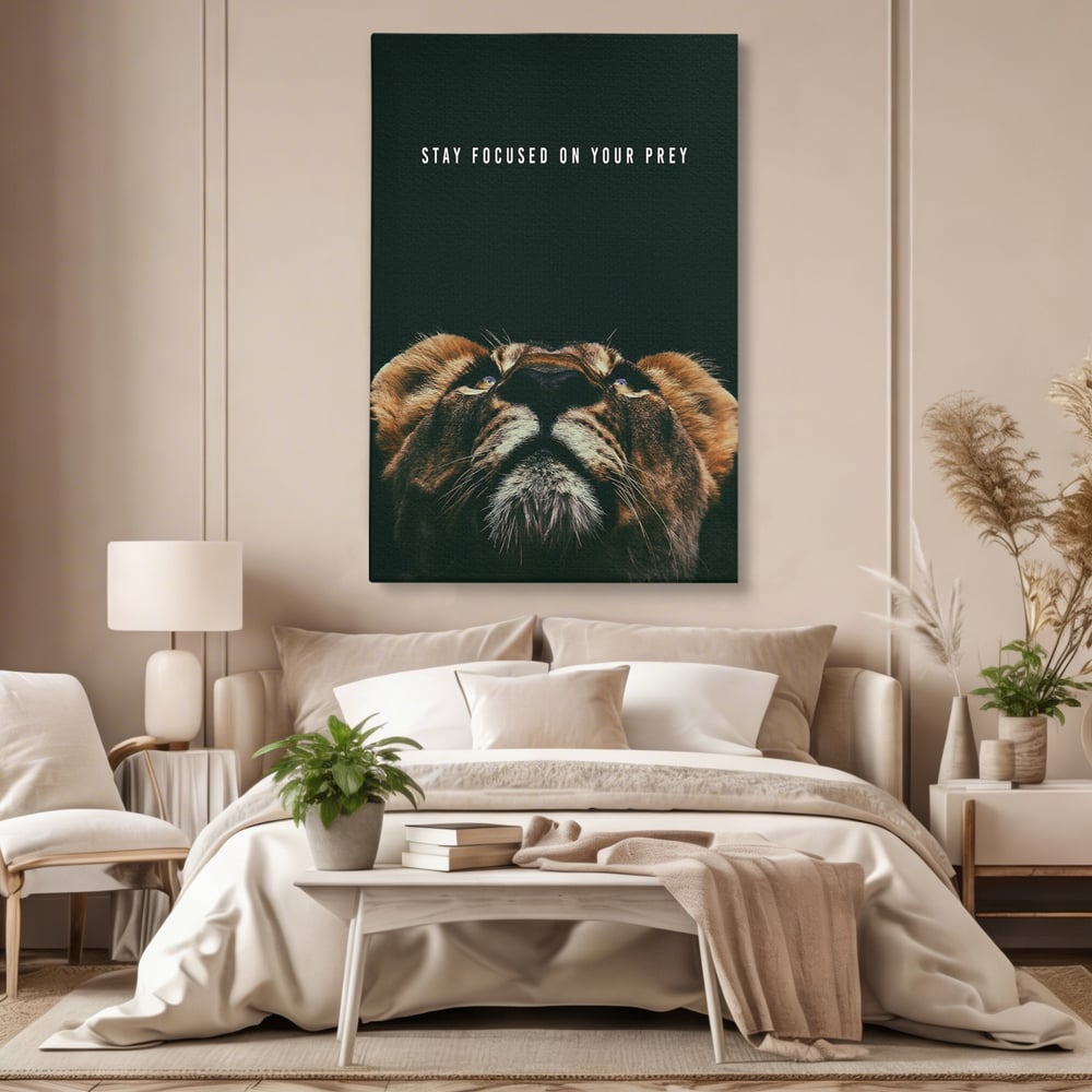 Tablou Canvas Premium LuxCanva® B1035, Stay Focused On Your Prey , Decorativ, Concentrare, Putere, Leu, Motivational, Culori Vibrante