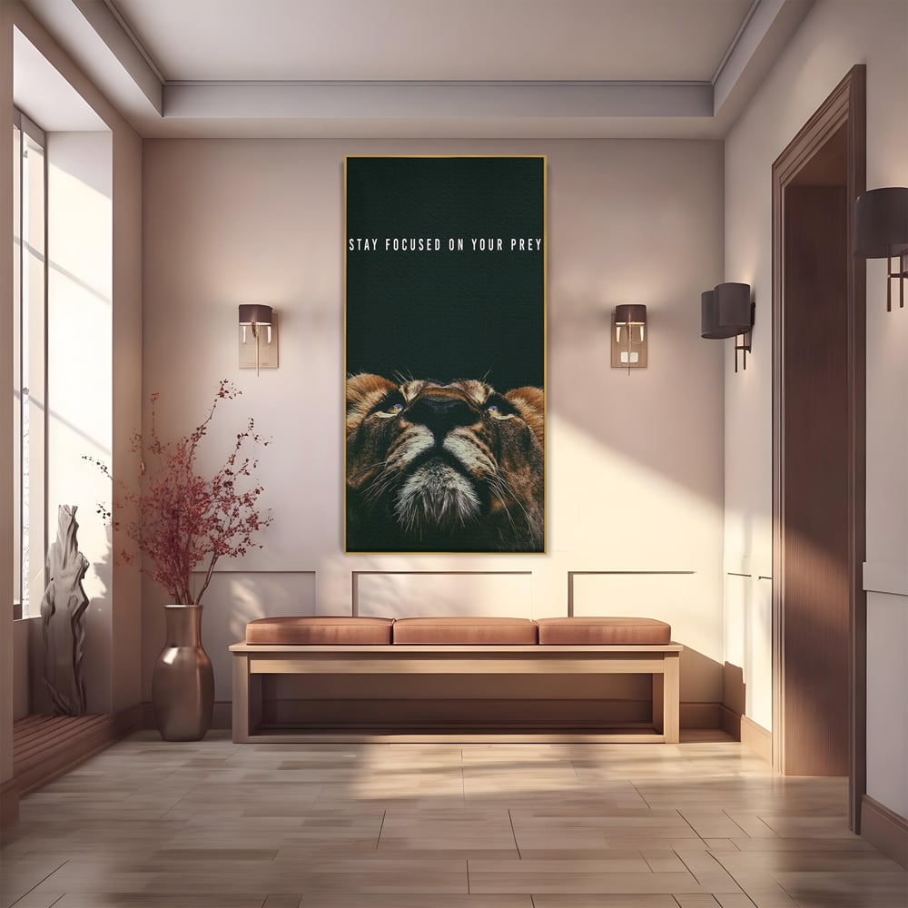 Tablou Canvas Premium LuxCanva® B1035, Stay Focused On Your Prey , Decorativ, Concentrare, Putere, Leu, Motivational, Culori Vibrante