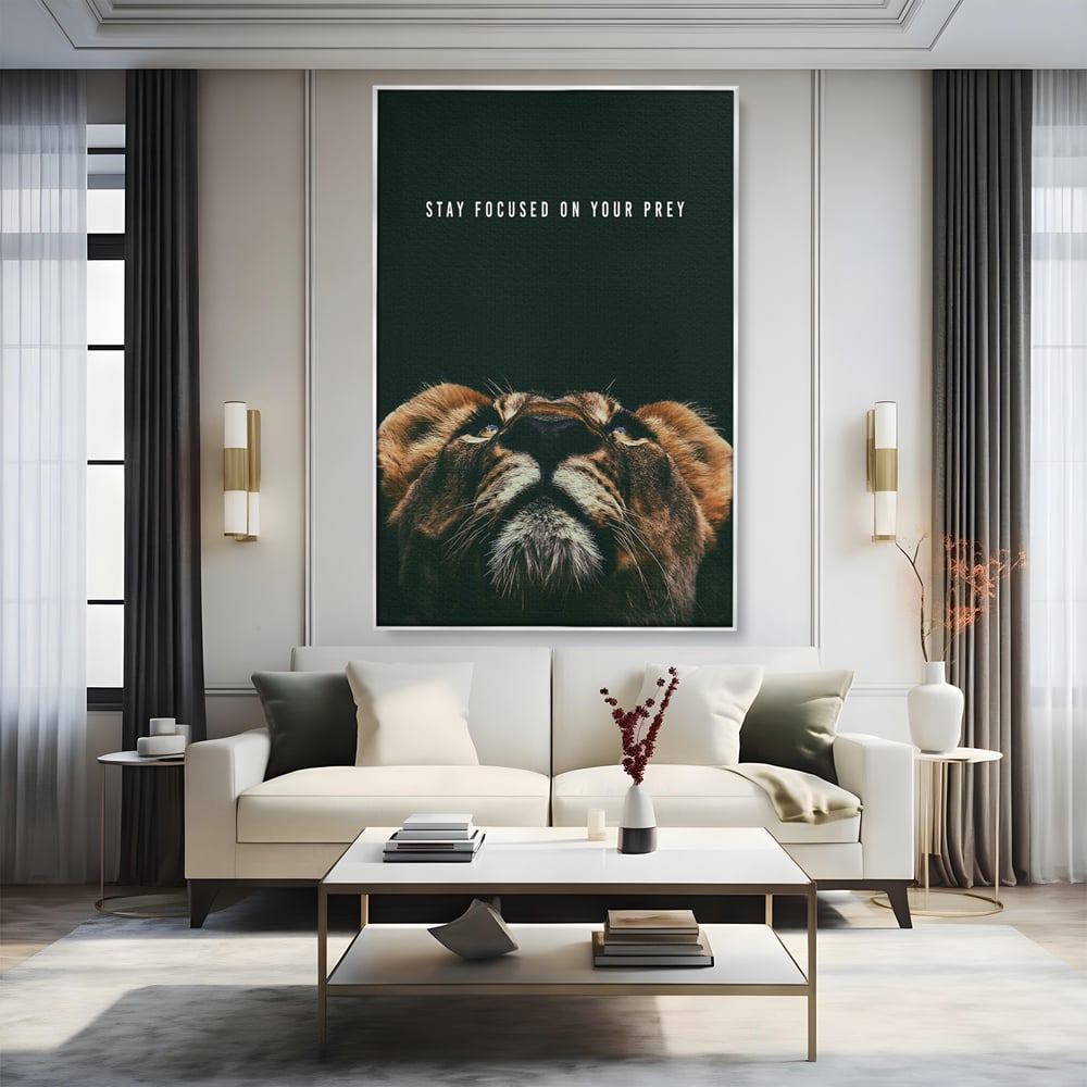 Tablou Canvas Premium LuxCanva® B1035, Stay Focused On Your Prey , Decorativ, Concentrare, Putere, Leu, Motivational, Culori Vibrante