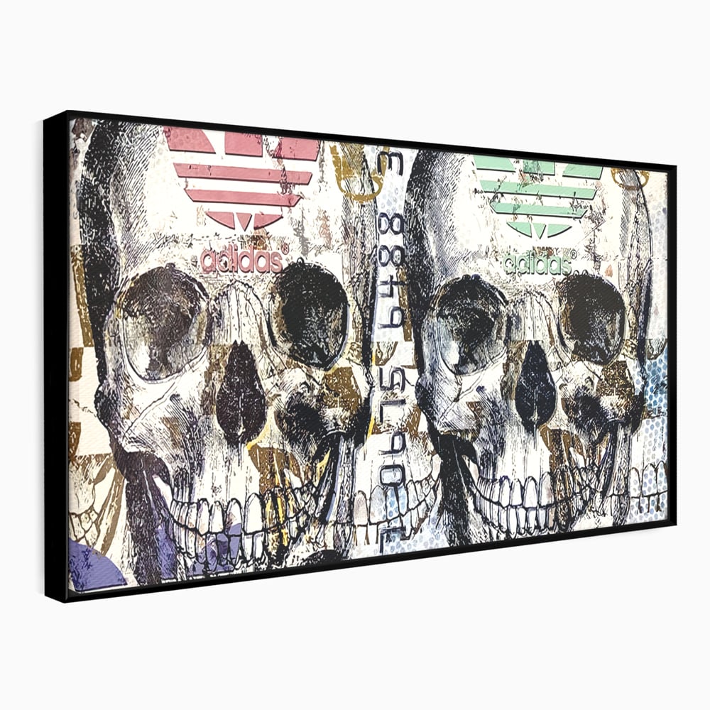 Tablou Canvas Premium, LuxCanva® B1088, Cranii Adidas, Birou, Rolex, Card Bancar, MasterCard, Adidas, Gucci, Culori Vibrante