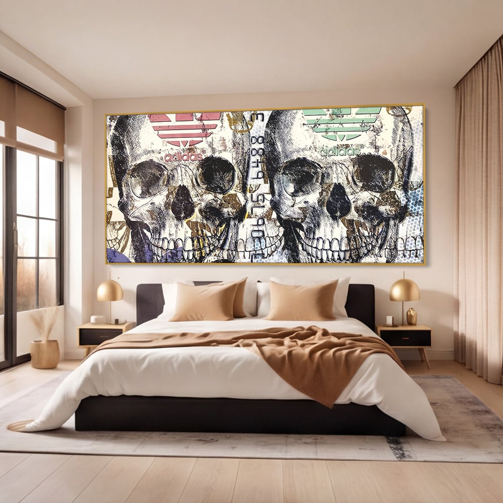 Tablou Canvas Premium, LuxCanva® B1088, Cranii Adidas, Birou, Rolex, Card Bancar, MasterCard, Adidas, Gucci, Culori Vibrante
