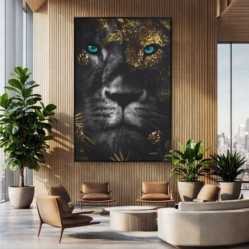 Tablou Canvas Premium LuxCanva® B1089, Frumusetea Leului Cu Ochi Albastrii , Birou, Leu, Rege, Savana, Living, Albastru, Negru, Auriu