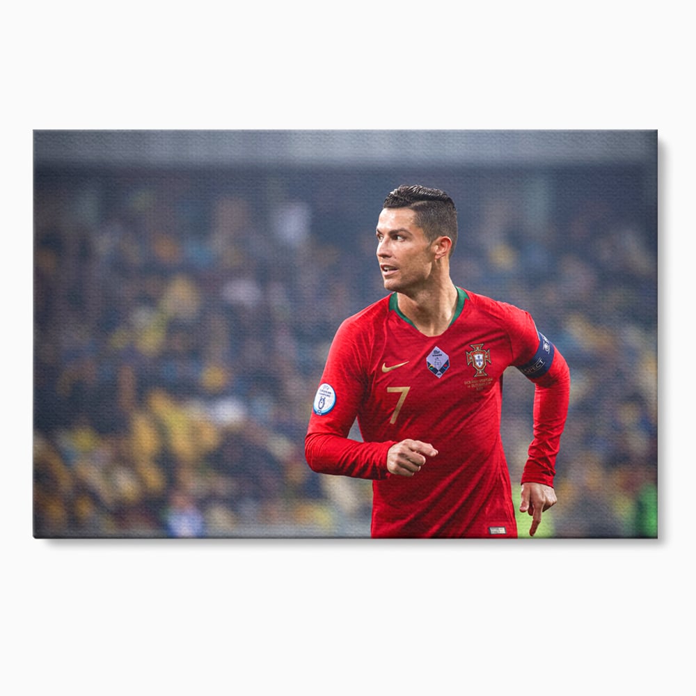 Tablou Canvas Premium LuxCanva® C1053, Cristiano Ronaldo , Culori, Capitan, Portugalia, The Best Ever, Camera Copilului, Gaming Room, Relaxare, Culori Vibrante