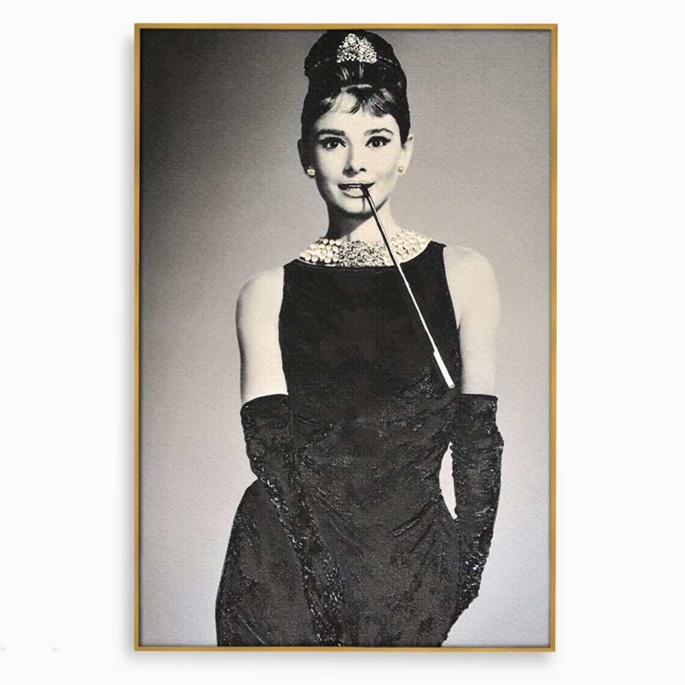 Tablou Canvas Premium LuxCanva® C1072, Beatiful Audrey Hepburn , Diva, Beauty, Audrey Hepburn, Living Room, Office, Relaxare, Culori Vibrante
