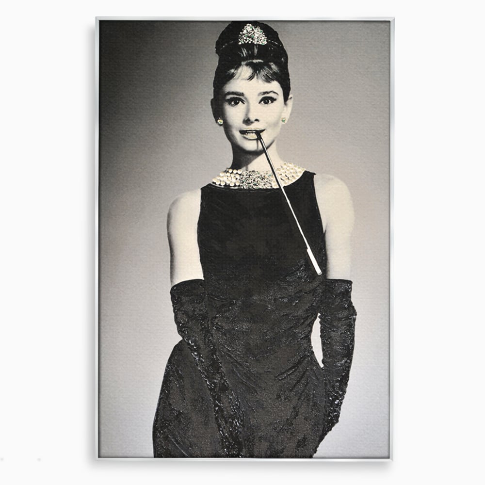 Tablou Canvas Premium LuxCanva® C1072, Beatiful Audrey Hepburn , Diva, Beauty, Audrey Hepburn, Living Room, Office, Relaxare, Culori Vibrante