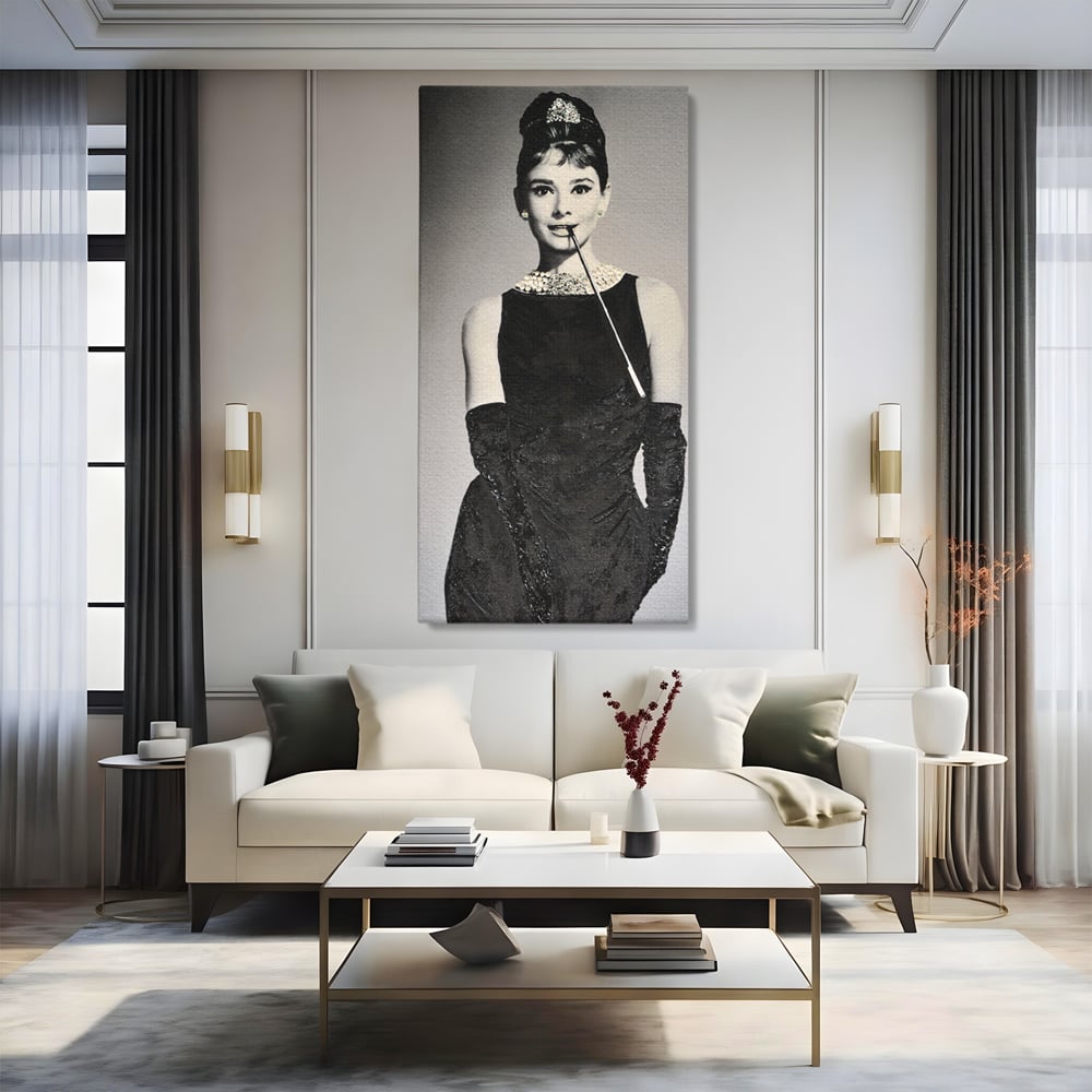 Tablou Canvas Premium LuxCanva® C1072, Beatiful Audrey Hepburn , Diva, Beauty, Audrey Hepburn, Living Room, Office, Relaxare, Culori Vibrante