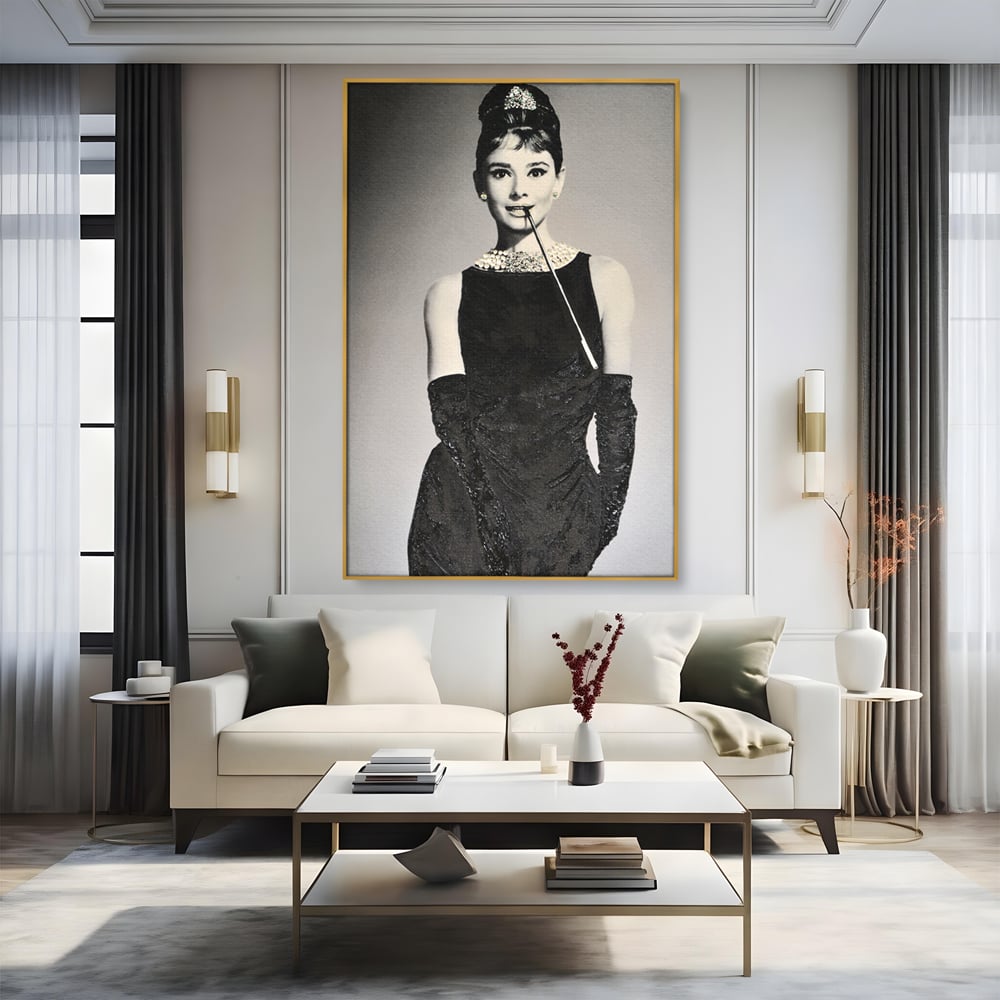 Tablou Canvas Premium LuxCanva® C1072, Beatiful Audrey Hepburn , Diva, Beauty, Audrey Hepburn, Living Room, Office, Relaxare, Culori Vibrante