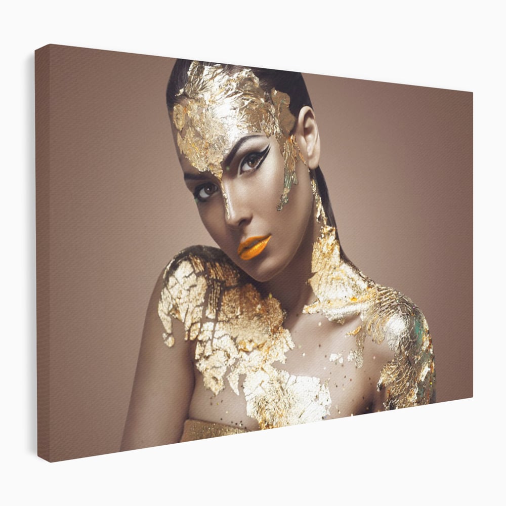 Tablou Canvas Premium LuxCanva® C1088, Beauty Covered In Gold , Gold, Femeie, Privire, Living Room, Bedroom, Relaxare, Culori Vibrante